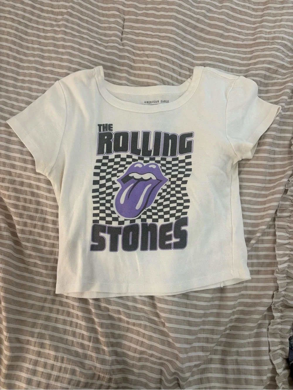 American Eagle Outfitters White Tee with Purple Rolling Stones Logo - Kids